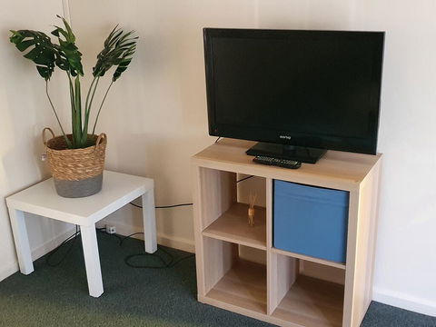Value 2 Bed Villa Close To QEH + Airport + City + Beach - Australian Destinations 1