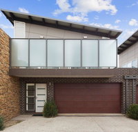Central to Cowes - Australian Destinations