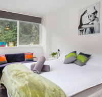 Melbourne Villa - Australian Destinations