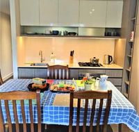 Camberwell Burke Road Apartment - Australian Destinations