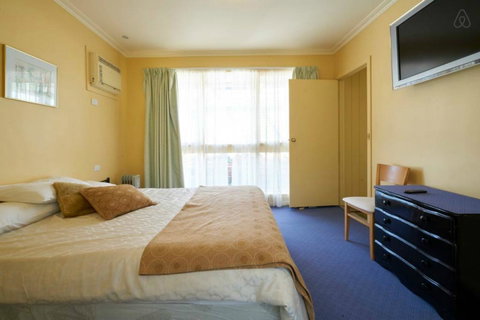 Cottages For Two - Australian Destinations 6