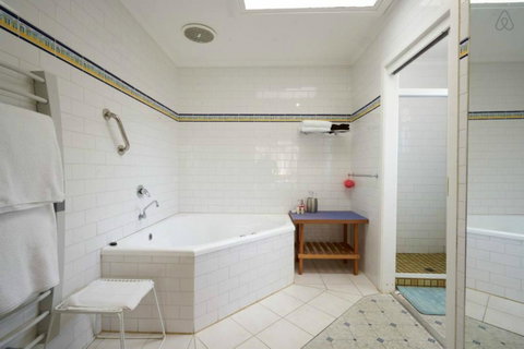 Cottages For Two - Australian Destinations 14