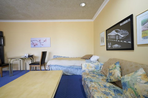 Cottages For Two - Australian Destinations 11