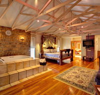 Ditto Daddy's - Australian Destinations
