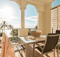 Sea Change Beachfront Apartments - Australian Destinations