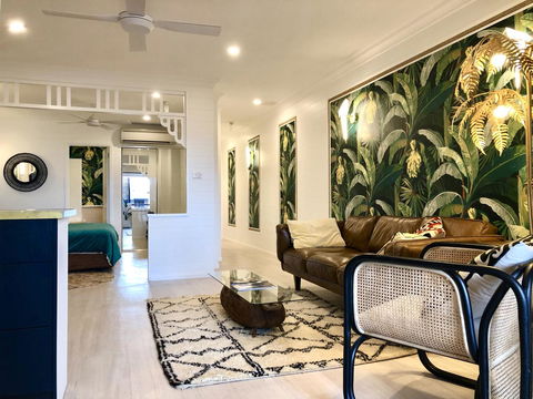 NOMAD - Luxe Apartment - Australian Destinations 24