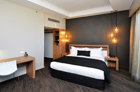 Hotel Grand Chancellor Townsville - Australian Destinations 4