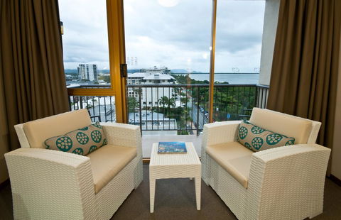 Pacific Hotel Cairns - Australian Destinations 4