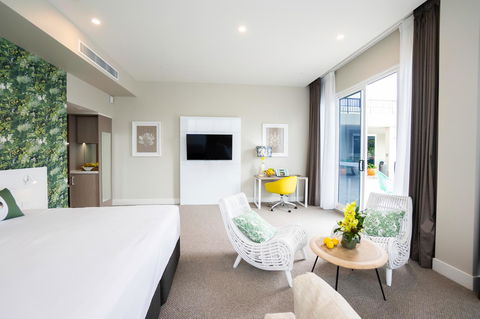 Pacific Hotel Cairns - Australian Destinations 3
