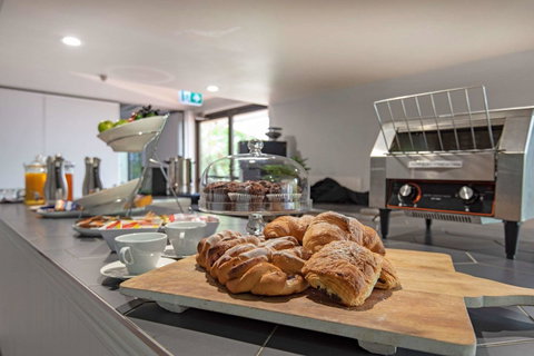 Econo Lodge Toowoomba Motel & Events Centre - Australian Destinations 7