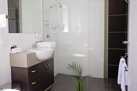 Drovers Motor Inn - Australian Destinations 13