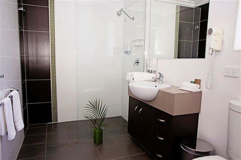 Drovers Motor Inn - Australian Destinations 3