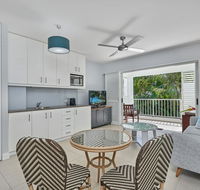 Couples private spa beach getaway - Australian Destinations