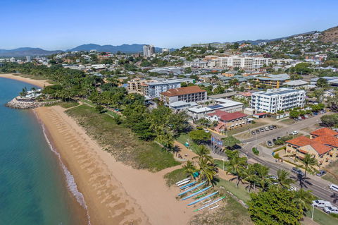 Madison Ocean Breeze Apartments - Australian Destinations 4