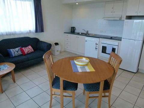 Madison Ocean Breeze Apartments - Australian Destinations 23
