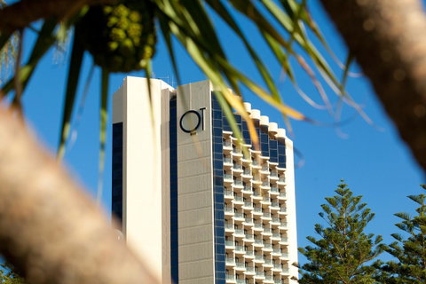 QT Gold Coast - Australian Destinations 1