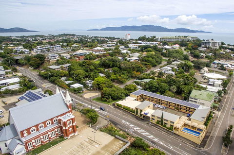 The Robert Towns - Australian Destinations 9