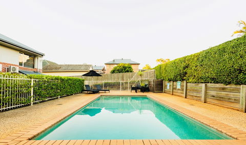 Ambassador On Ruthven - Australian Destinations 7