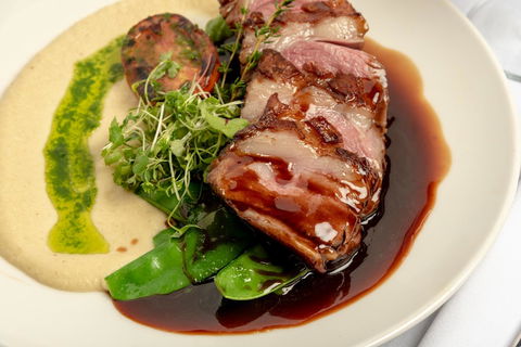 Ambassador On Ruthven - Australian Destinations 19