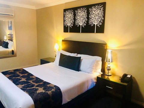 Ambassador On Ruthven - Australian Destinations 41