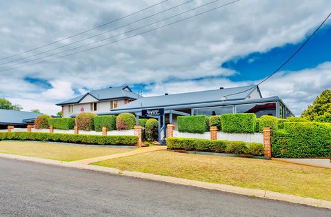 Ambassador On Ruthven - Australian Destinations 6