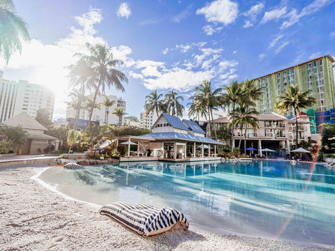Novotel Cairns Oasis Resort - Australian Destinations 0