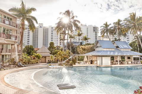 Novotel Cairns Oasis Resort - Australian Destinations 1