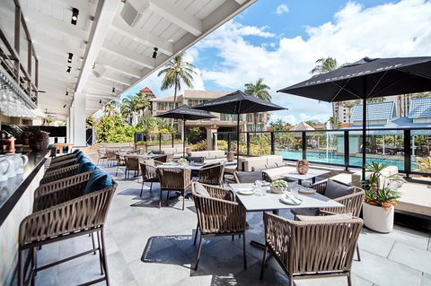 Novotel Cairns Oasis Resort - Australian Destinations 31