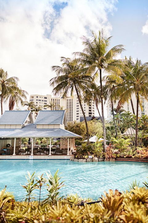 Novotel Cairns Oasis Resort - Australian Destinations 4