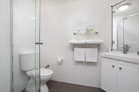 George Williams Hotel - Australian Destinations 1
