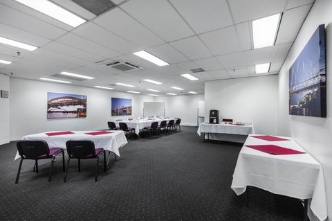 George Williams Hotel - Australian Destinations 40