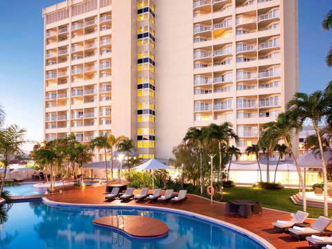 Pullman Cairns International - Australian Destinations 40