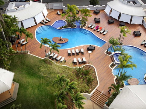 Pullman Cairns International - Australian Destinations 42