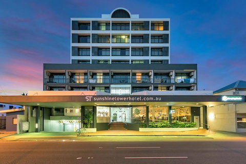 Sunshine Tower Hotel - Australian Destinations 4