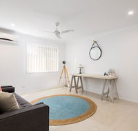 Briz Stays - Whites Road - Australian Destinations