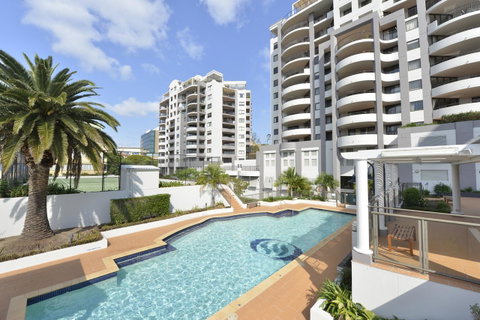 The Oasis Apartments - Australian Destinations 0