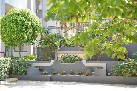 The Oasis Apartments - Australian Destinations 1