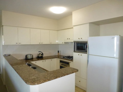 The Oasis Apartments - Australian Destinations 16