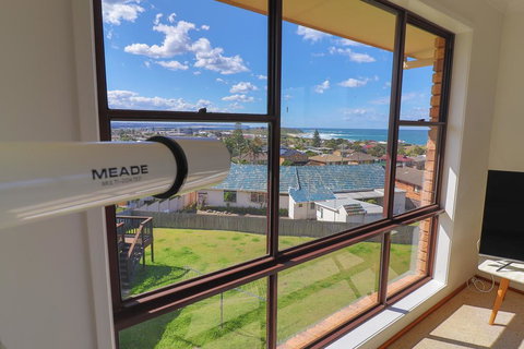 Waves @ Caves - Australian Destinations 2