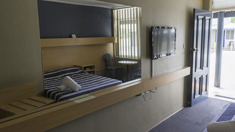 Windsor Motel - Australian Destinations 1