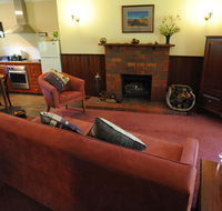 Wintarni Olives Cottage - Australian Destinations