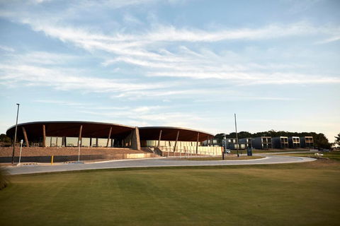 Accommodation @ Curlewis - Australian Destinations 1