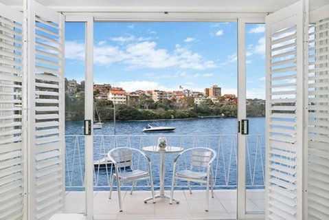 BADEN - Absolute Water Front Sydney Harbour Studio - Australian Destinations 0