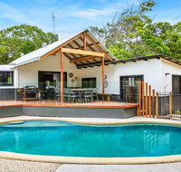 11 Naiad Court - Rainbow Shores Fantastic Family Retreat Swimming Pool 200m to beach Free Wi-Fi - Australian Destinations