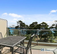 444 The Waves - Australian Destinations