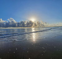 ABSOLUTE BEACH FRONT MACKAY - Comfort Resort Blue Pacific - Australian Destinations