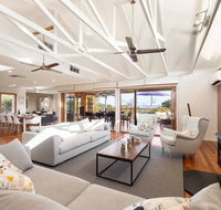 Acqua Vista - water view fireplace walk to beach - Australian Destinations
