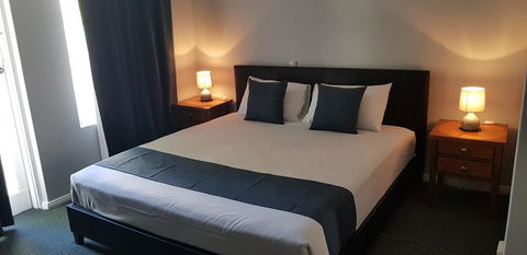 Adelaide Pulteney Motel - Australian Destinations 0