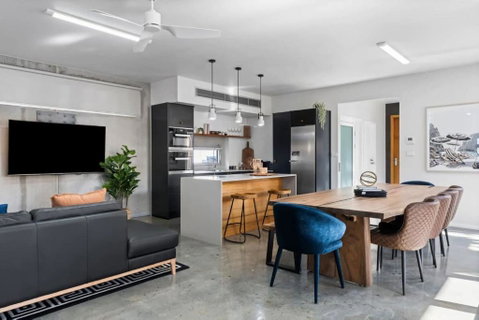 Exquisite Beachside Mansion - Australian Destinations 0