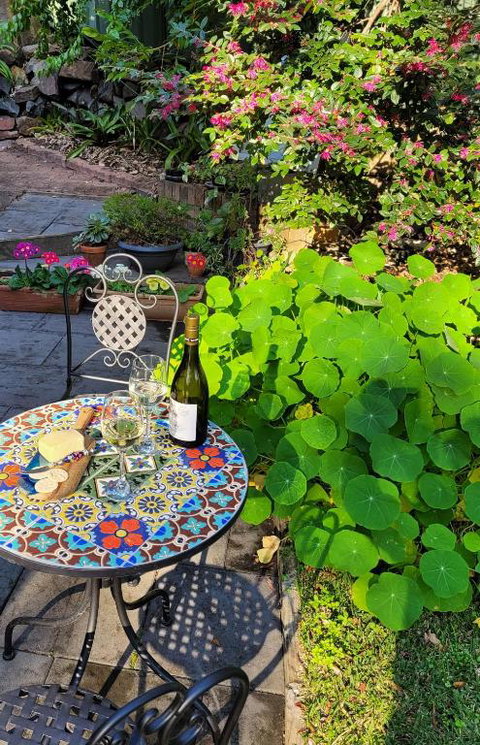 Garden Rest - Australian Destinations 1
